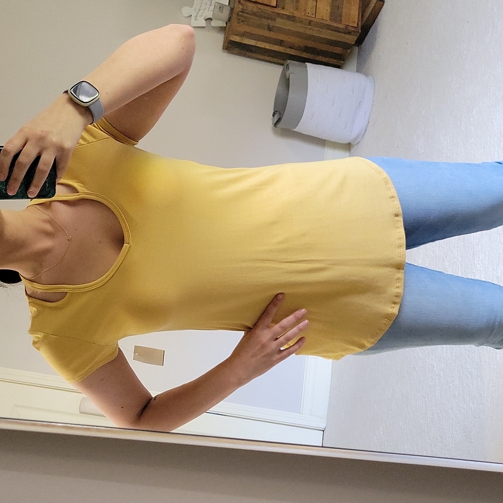 Yellow casual top